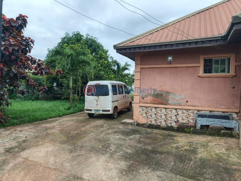 5 bedroom Detached Bungalow For Sale Iduowina, Isiohor, Benin City Benin Edo - 5