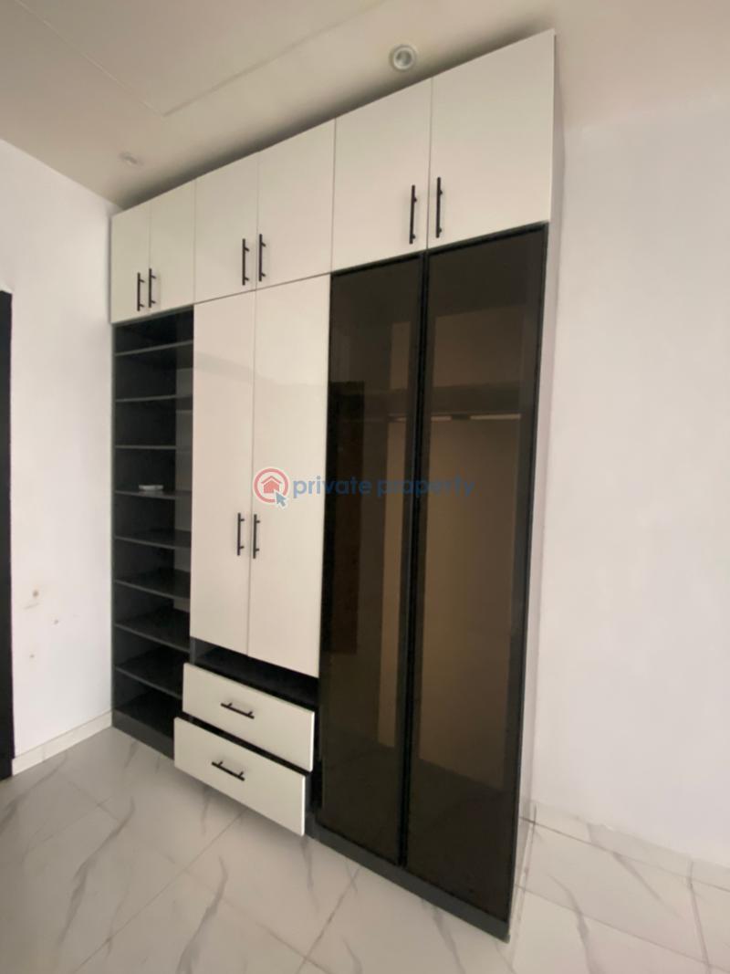 4 bedroom Detached Duplex For Sale Ikota Lekki Lagos - 11