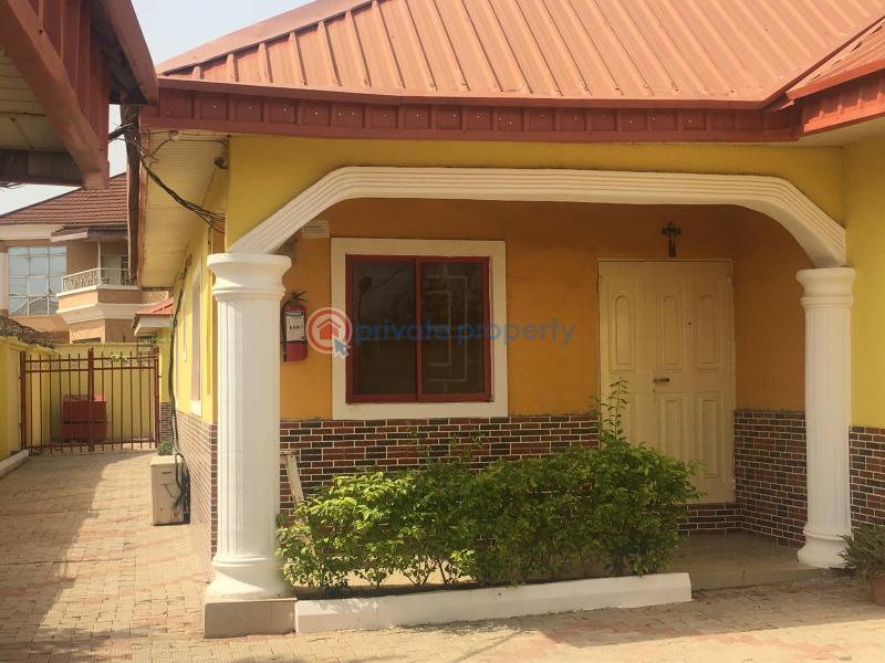 5 bedroom Bungalow For Rent Usman Muazu Street Narayi High Cost Kaduna South  - 8