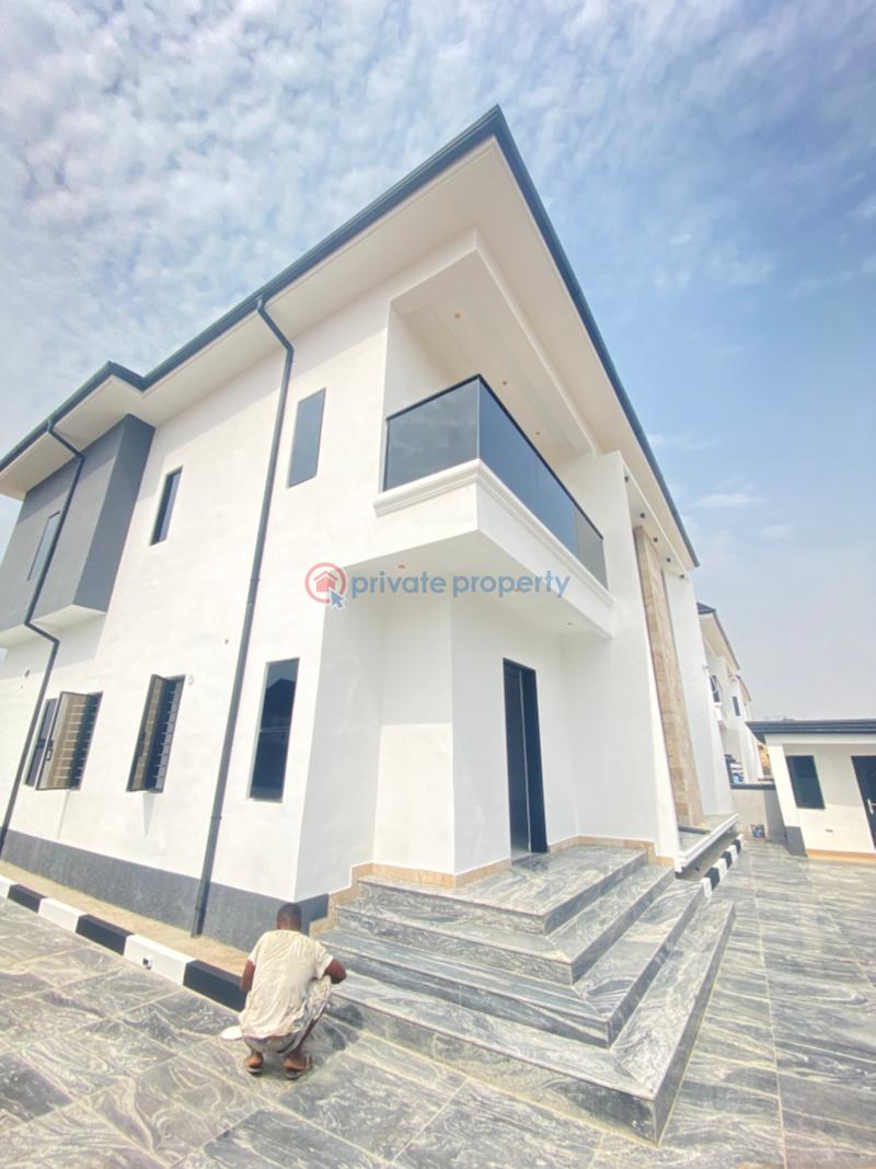 4 bedroom Detached Duplex For Sale Public Building Layout, Off Musa Yaradua Drive, New Owerri Owerri Imo - 3