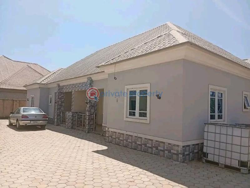 8 bedroom Block Of Flats For Sale Kwang Jos South Plateau - 2