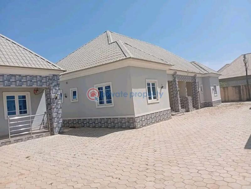 8 bedroom Block Of Flats For Sale Kwang Jos South Plateau - 3
