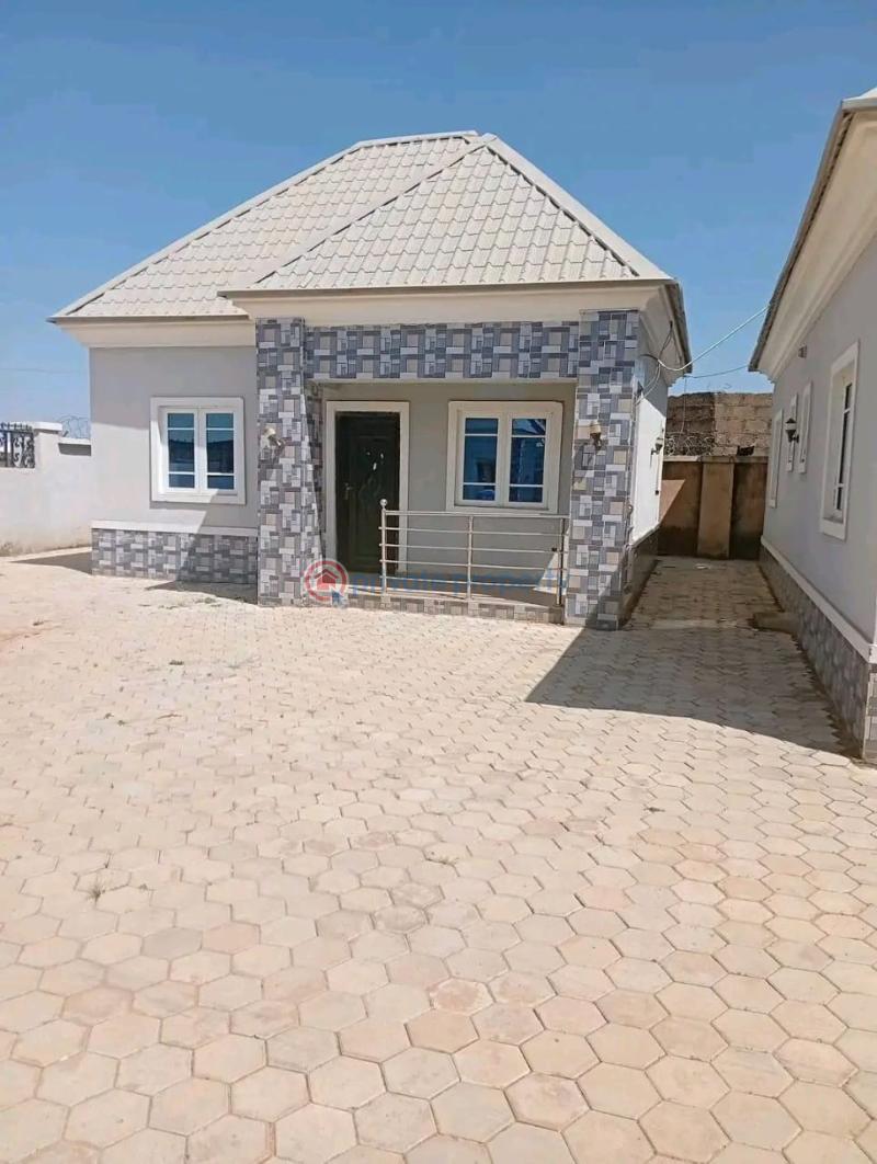 8 bedroom Block Of Flats For Sale Kwang Jos South Plateau - 5