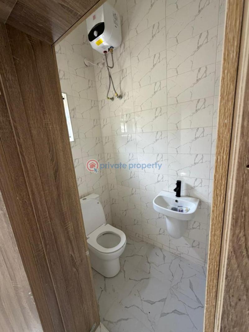 4 bedroom Terraced Duplex For Rent Ilasan Lekki Lagos - 25