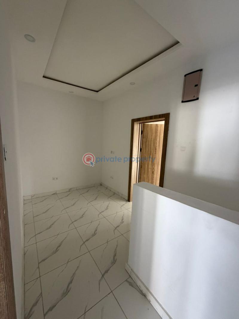 4 bedroom Terraced Duplex For Rent Ilasan Lekki Lagos - 9