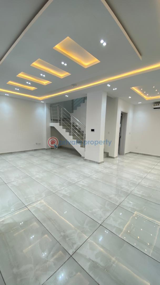 4 bedroom Terrace For Sale Victoria Island Lagos - 3