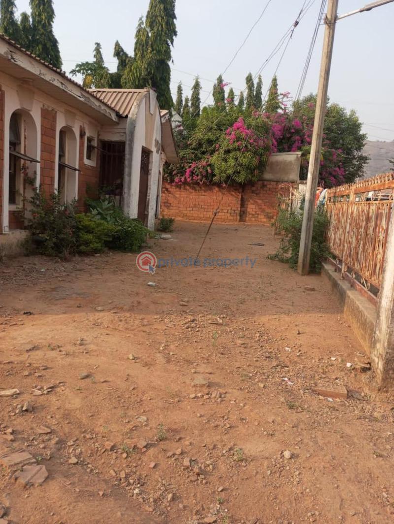 4 bedroom Bungalow For Sale Kubwa Abuja Phase 4  - 0