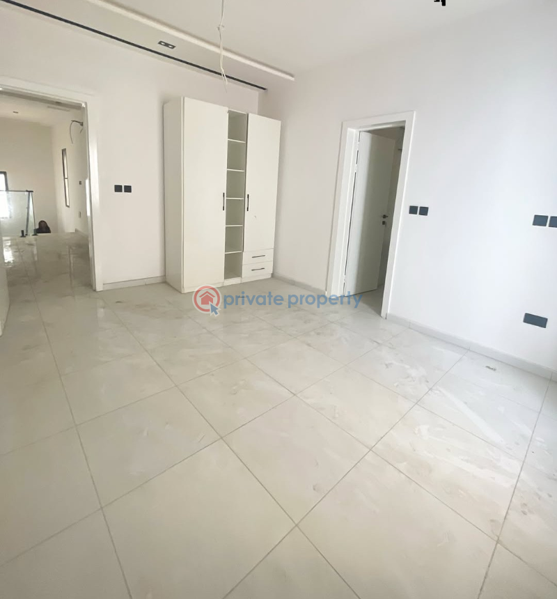 4 bedroom Terrace For Sale Lekki Phase 1 By Freedom Way Lekki Phase 1 Lagos - 5