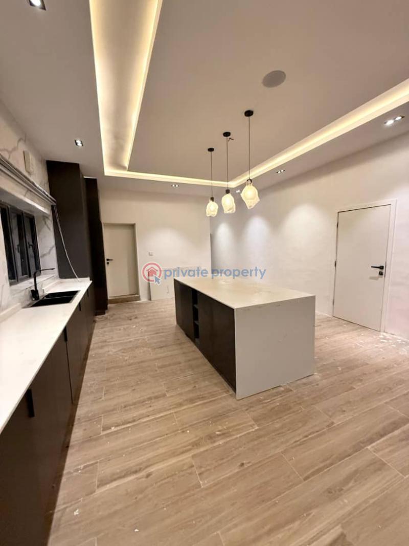 5 bedroom Detached Duplex For Sale Ochacho Estate Idu Idu Abuja Phase 4  - 1