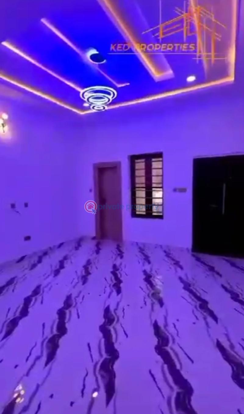 2 bedroom Semi detached Bungalow For Sale Centenary City Extension Amaech Enugu Area  - 4