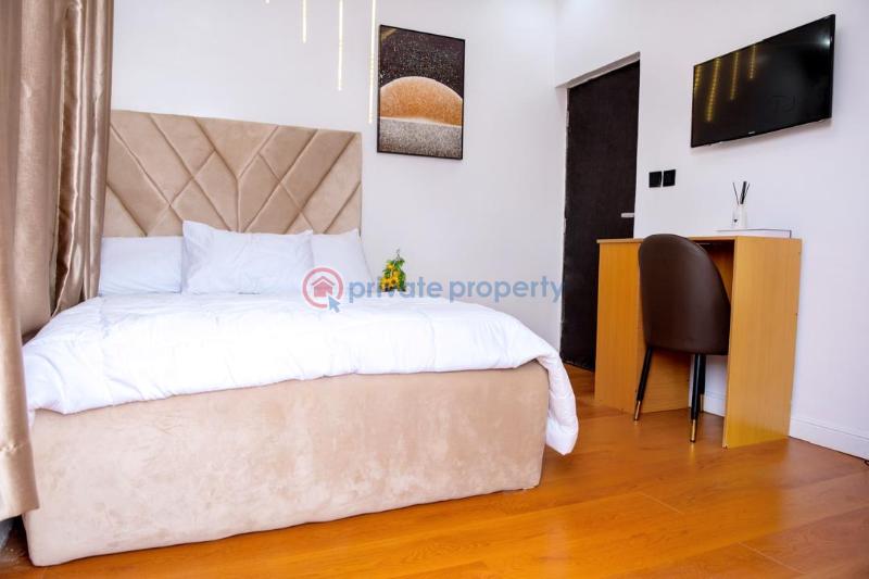 1 bedroom Mini Flat Short let Onike Yaba Lagos - 0