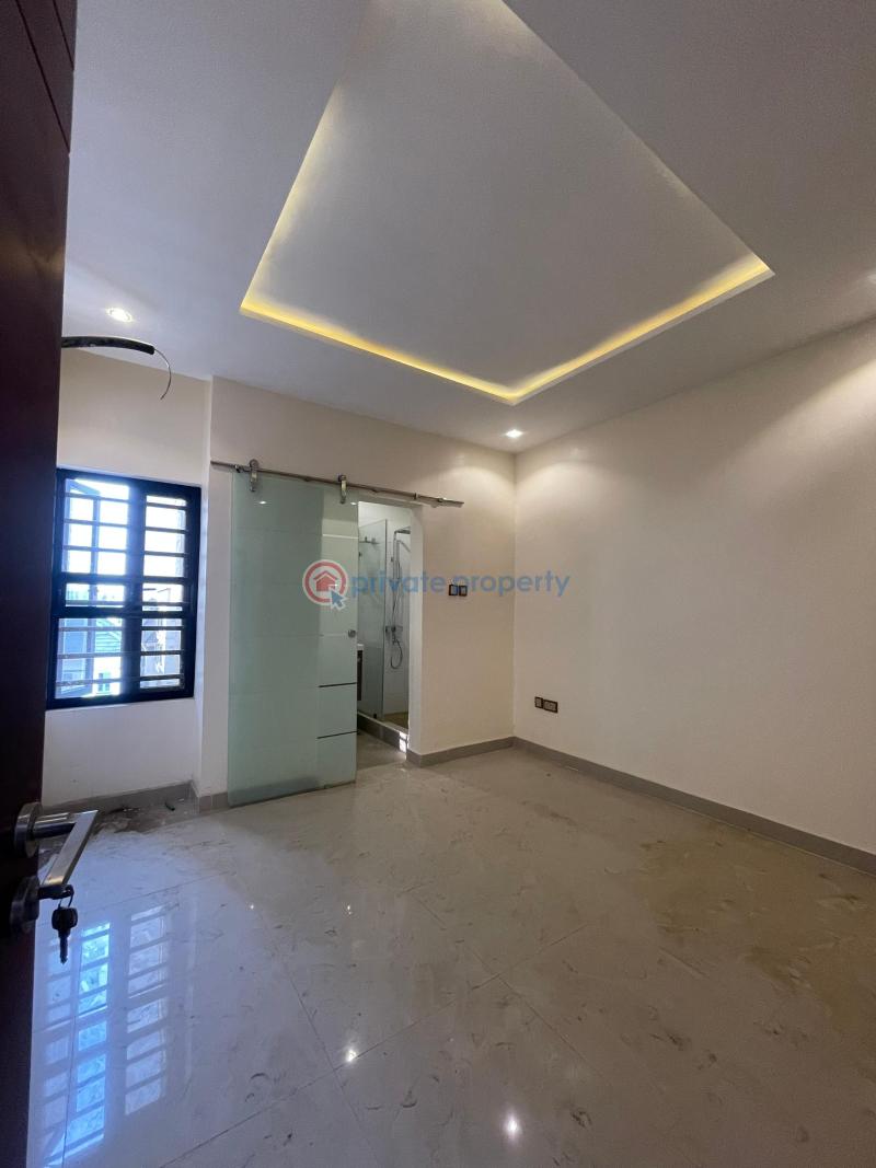 2 bedroom Block Of Flats For Sale Ikate Elegushi Lekki Lagos - 3