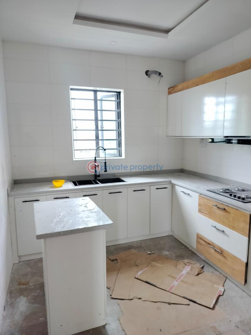 3 bedroom Block Of Flats For Rent Badore,ajah Lagos Island  - 11