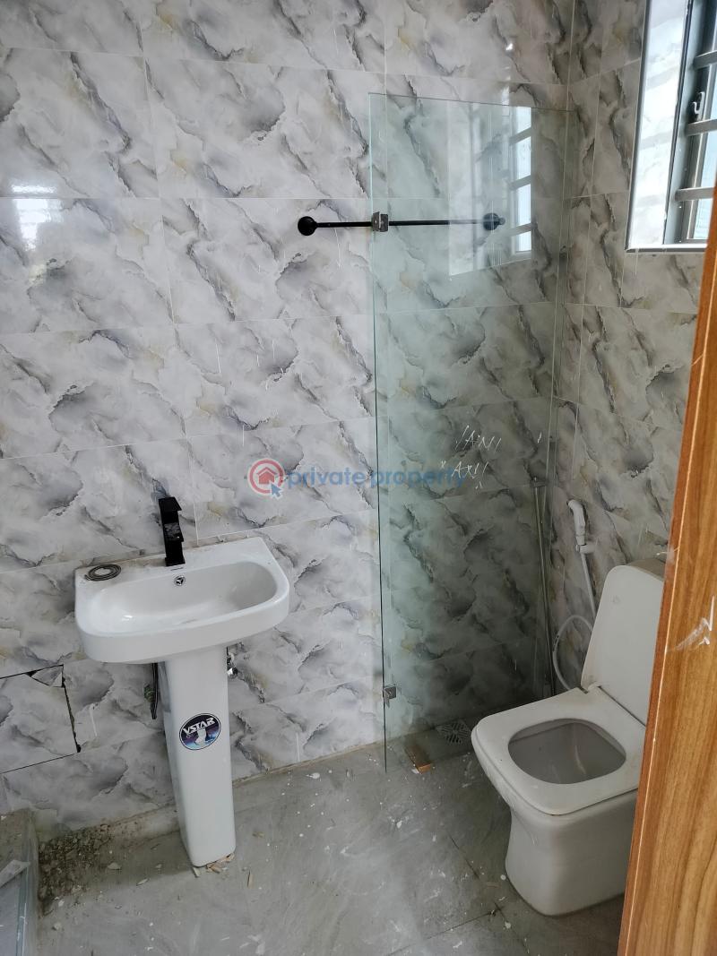 3 bedroom Block Of Flats For Rent Badore,ajah Lagos Island  - 5