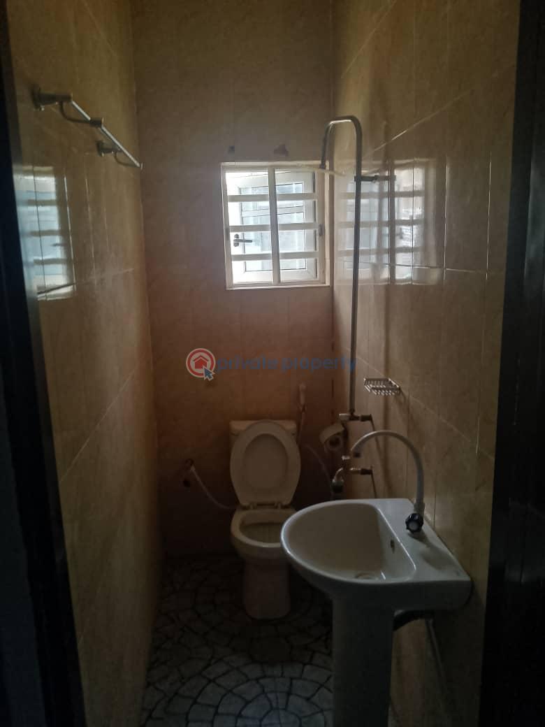 Tastefully 3 bedroom bungalow self compound available at kasumu estate zone a off tipper garage akala express - 5 3 bedroom Detached Bungalow For Rent Kasumu Estate, Akala Express Akala Express Ibadan Oyo - 5