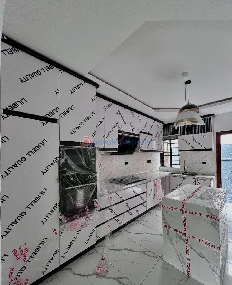Tastefully 3 bedroom terrace duplex - 4 3 bedroom Terraced Duplex For Sale Ikota Lekki Lagos - 4