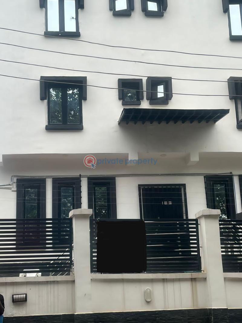 3 bedroom Flat & Apartment For Sale Garki District Garki Abuja Phase 1  - 2