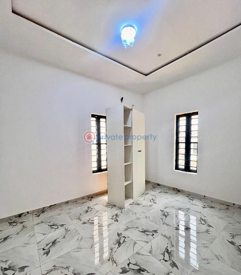 4 bedroom Detached Duplex For Sale 2nd Tollgate Lekki Along Lekki Expressway Lagos - 8