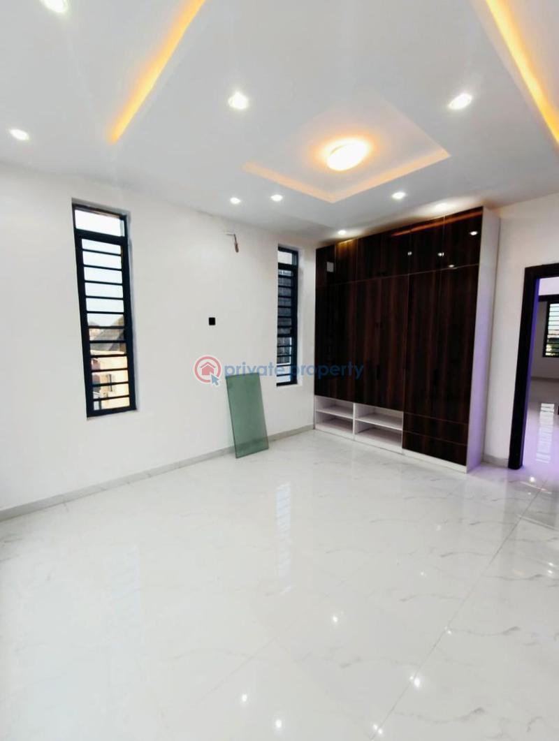 4 bedroom Detached Duplex For Sale Fagba Agege Off College Road Fagba Agege Lagos - 14