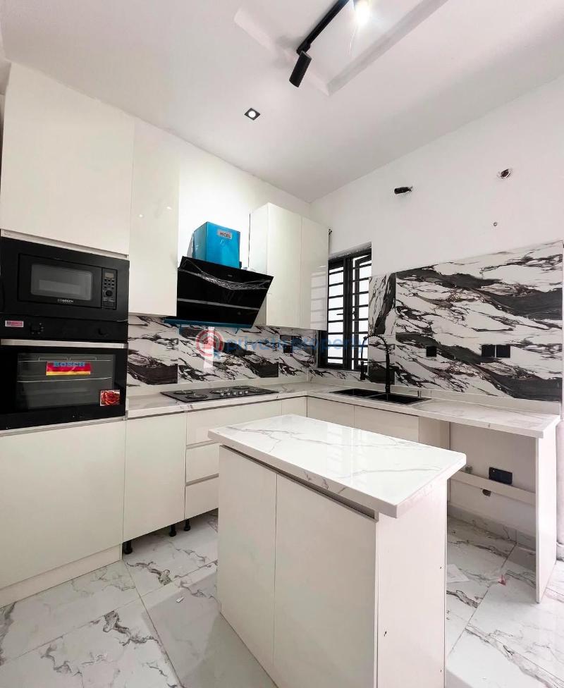 4 bedroom Detached Duplex For Sale Ikota Lekki Lagos - 3
