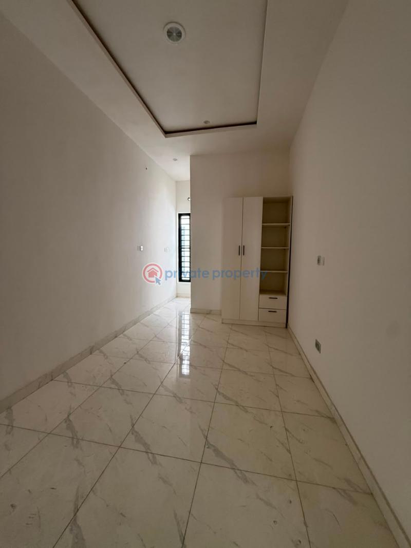 4 bedroom Semi detached Duplex For Sale Ikota Villa Ikota Lekki Lagos - 3