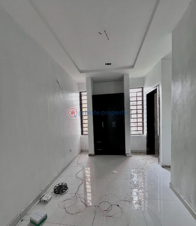 4 bedroom Semi detached Duplex For Sale Secure Estate At Ikota Lekki Ikota Lekki Lagos - 8