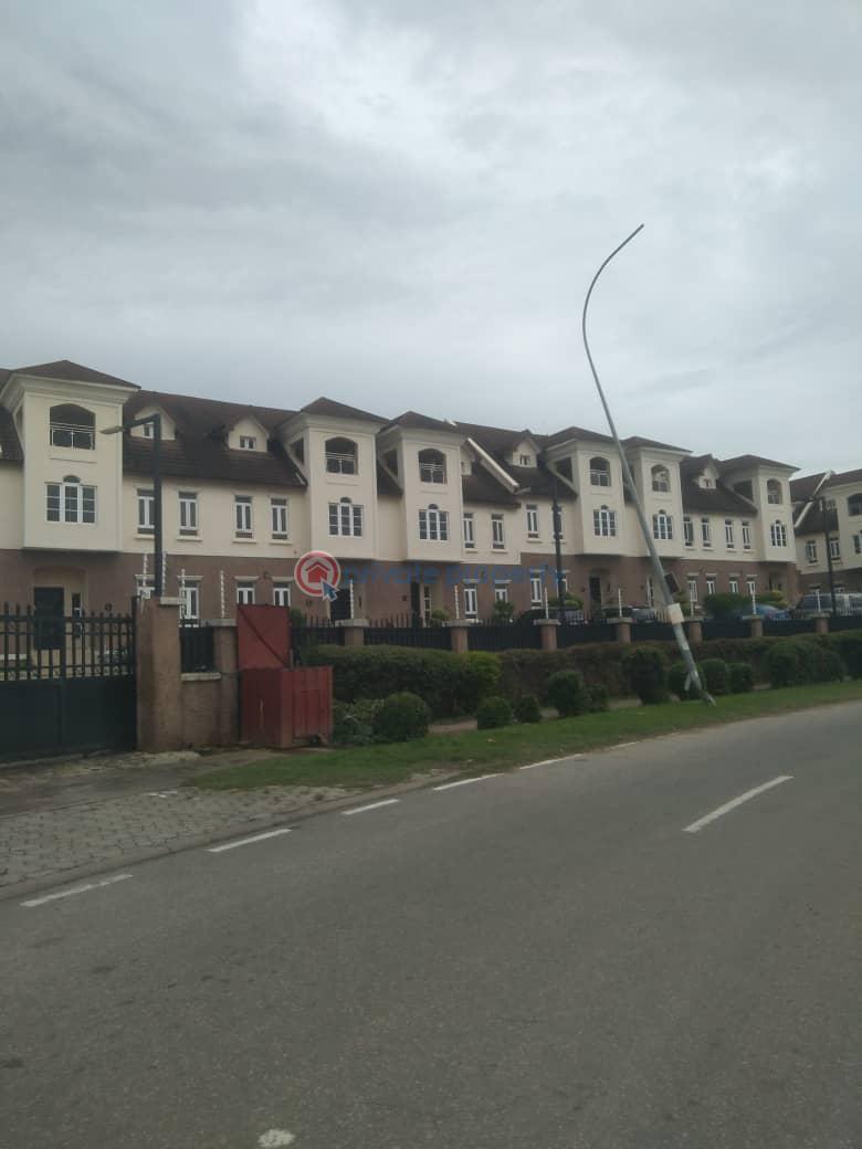 4 bedroom Terraced Duplex For Rent Apo Legislative Quarters Apo Abuja Phase 2  - 40