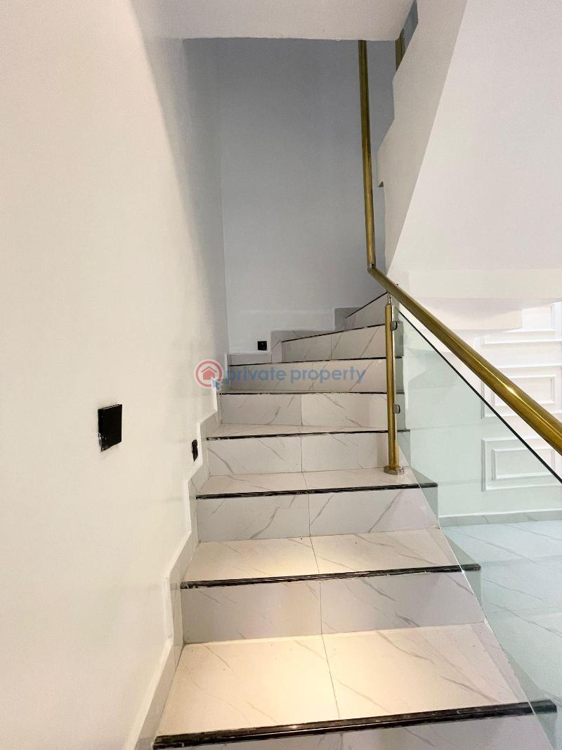 4 bedroom Semi detached Duplex For Sale Agungi/chevron Agungi Lekki Lagos - 2