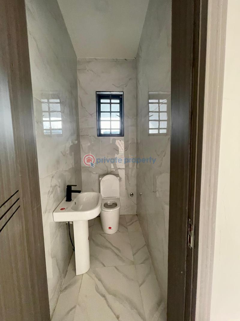 4 bedroom Terrace For Sale Lekki Phase 1 Lagos - 5