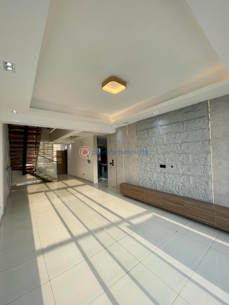 4 bedroom Maisonette For Sale Lekki Phase 1 Lagos - 3