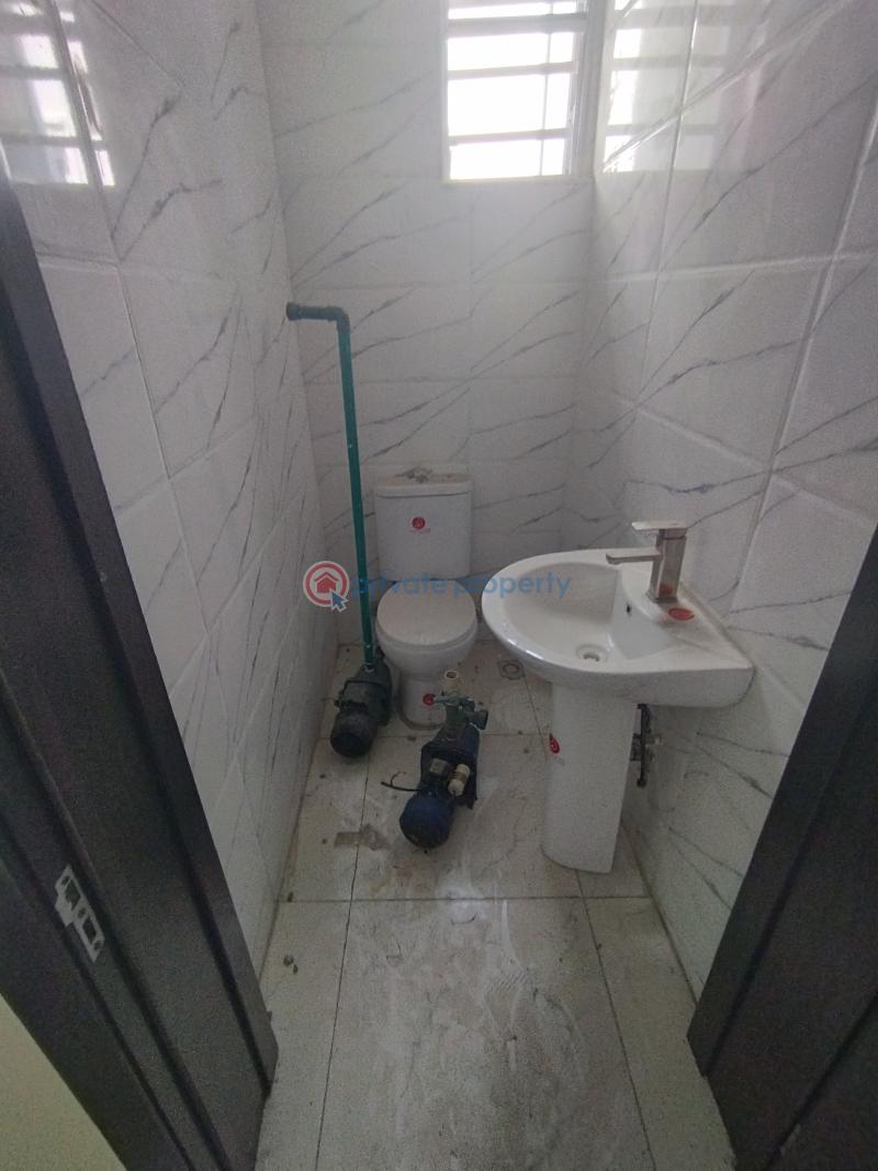 4 bedroom Semi detached Duplex For Rent Estate Lekki Lagos - 3