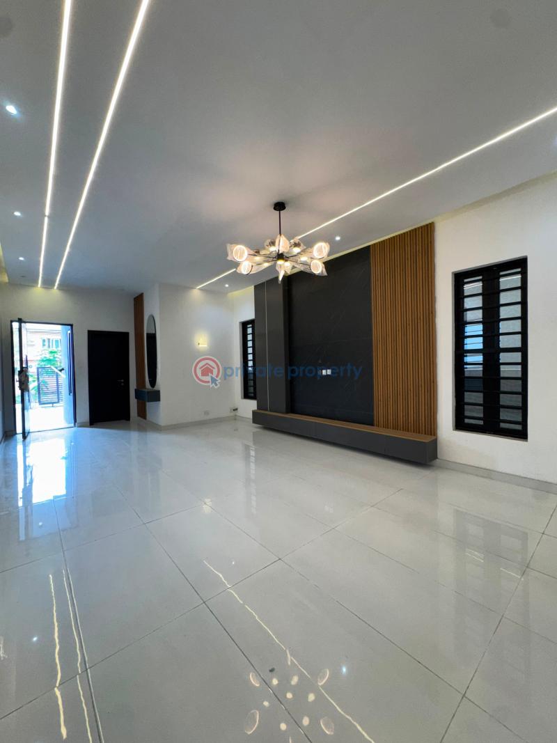 5 bedroom Detached Duplex For Sale Thomas Estate Ajah Lagos - 3