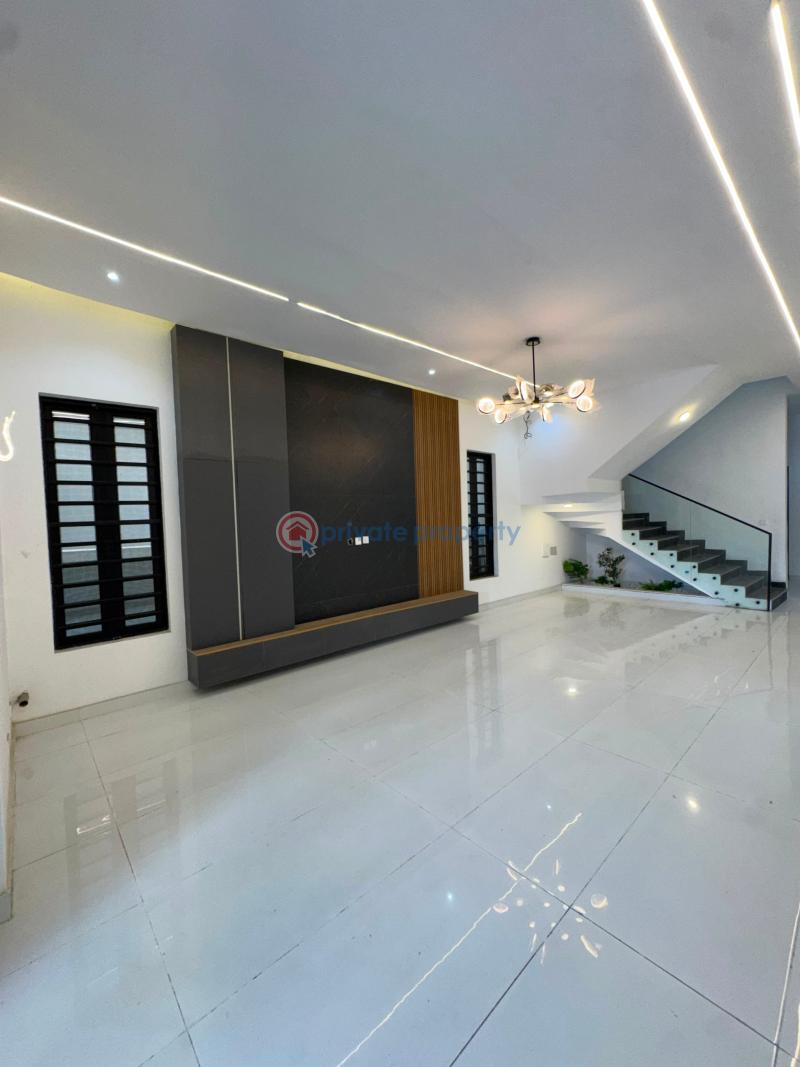5 bedroom Detached Duplex For Sale Thomas Estate Ajah Lagos - 1