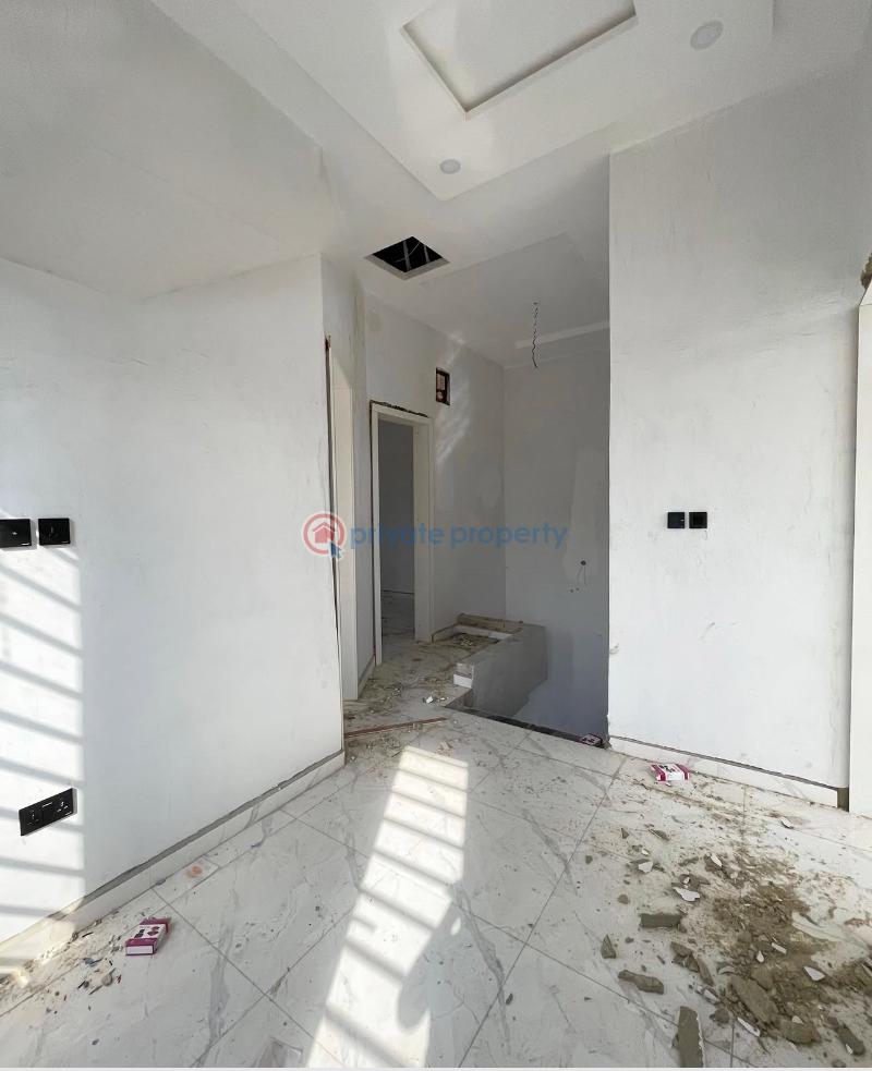 5 bedroom Detached Duplex For Sale Secure Estate After Lbs Ajah Lekki Olokonla Ajah Lagos - 8
