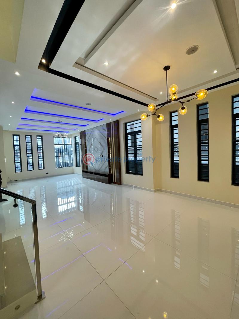 5 bedroom Detached Duplex For Sale Estate Lekki Lagos - 2