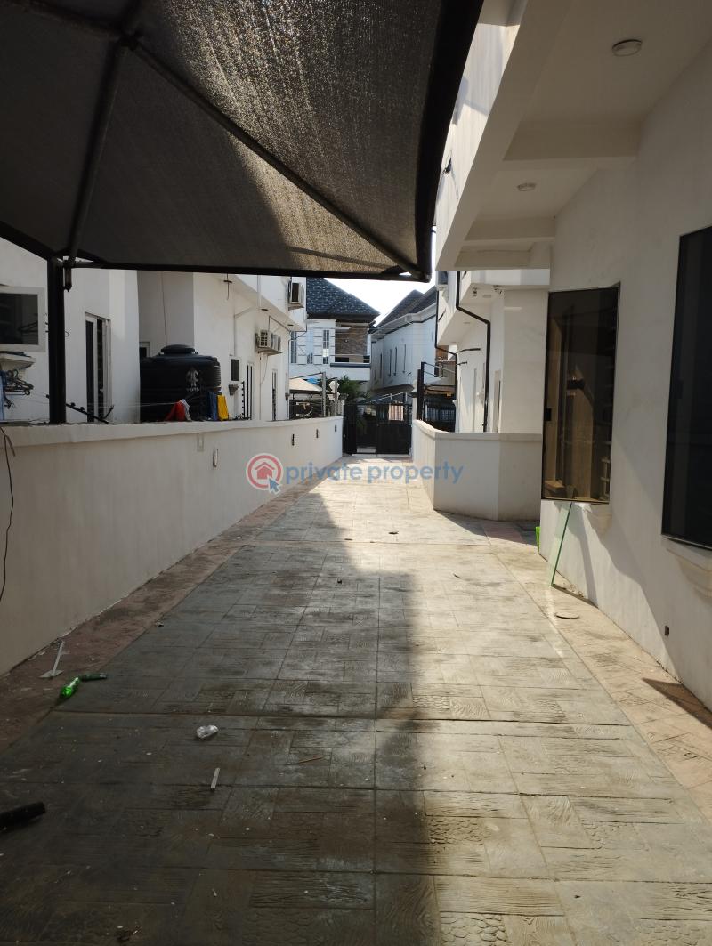 5 bedroom Detached Duplex For Rent Chevron Drive Lekki Lagos - 1