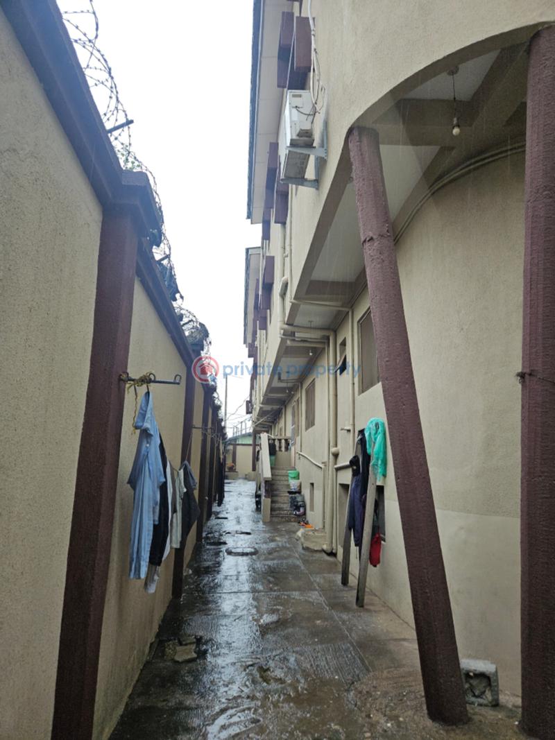 3 bedroom Block Of Flats For Sale Ajayi Road, Ogba Ikeja  Lagos - 5