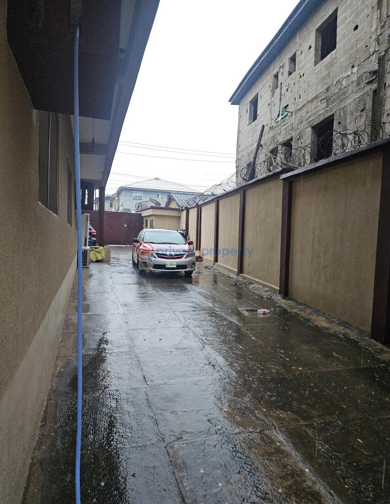 3 bedroom Block Of Flats For Sale Ajayi Road, Ogba Ikeja  Lagos - 7