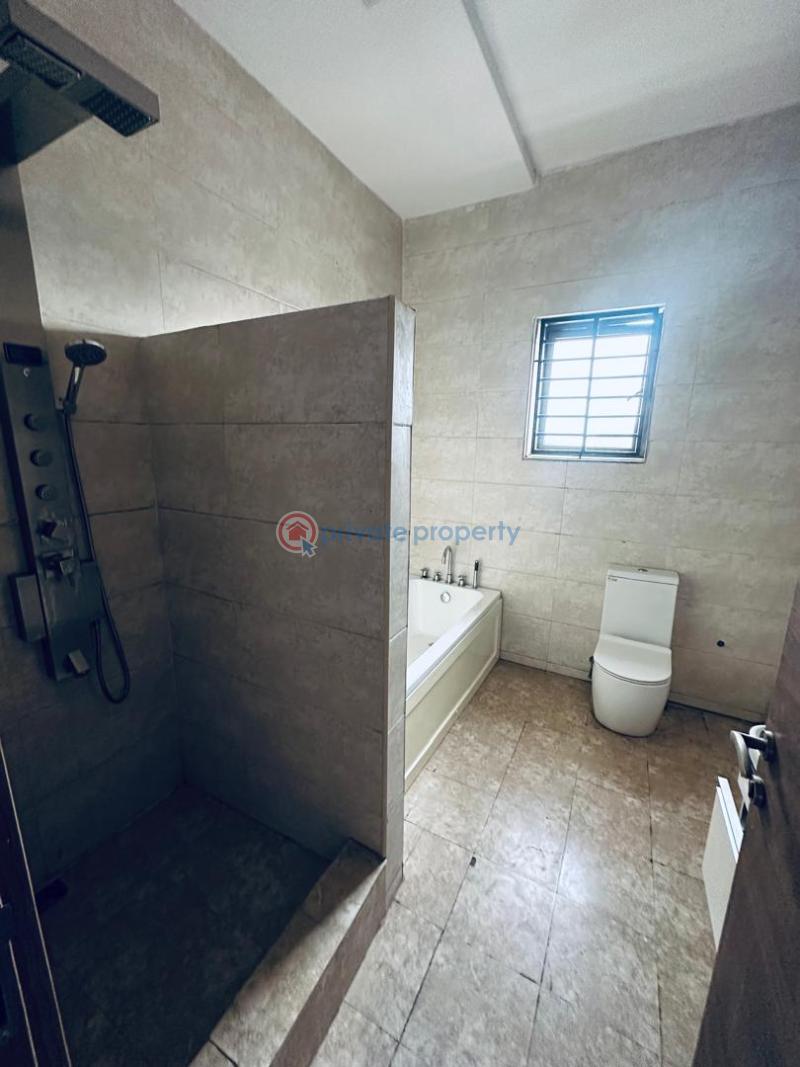 5 bedroom Semi detached Duplex For Rent Zone 1-7 Abuja Phase 1  - 5