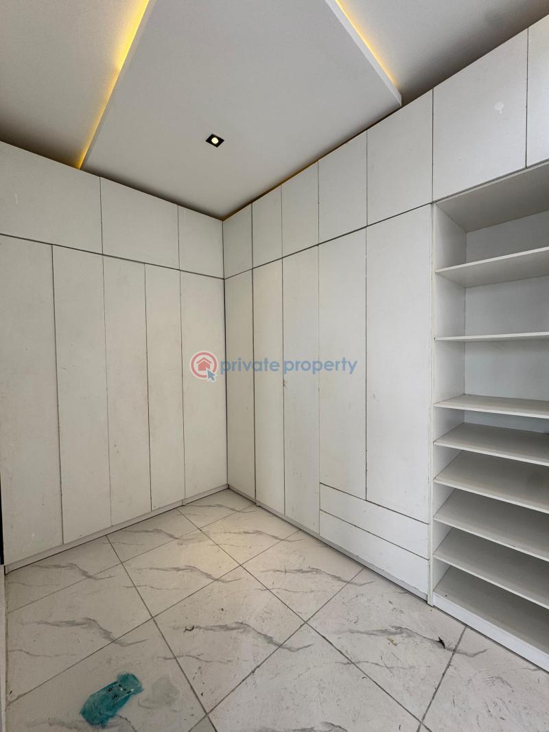 Tastefully and exquisite spacious duplex - 10 5 bedroom Duplex For Sale Ilaje Ajah Lagos - 10