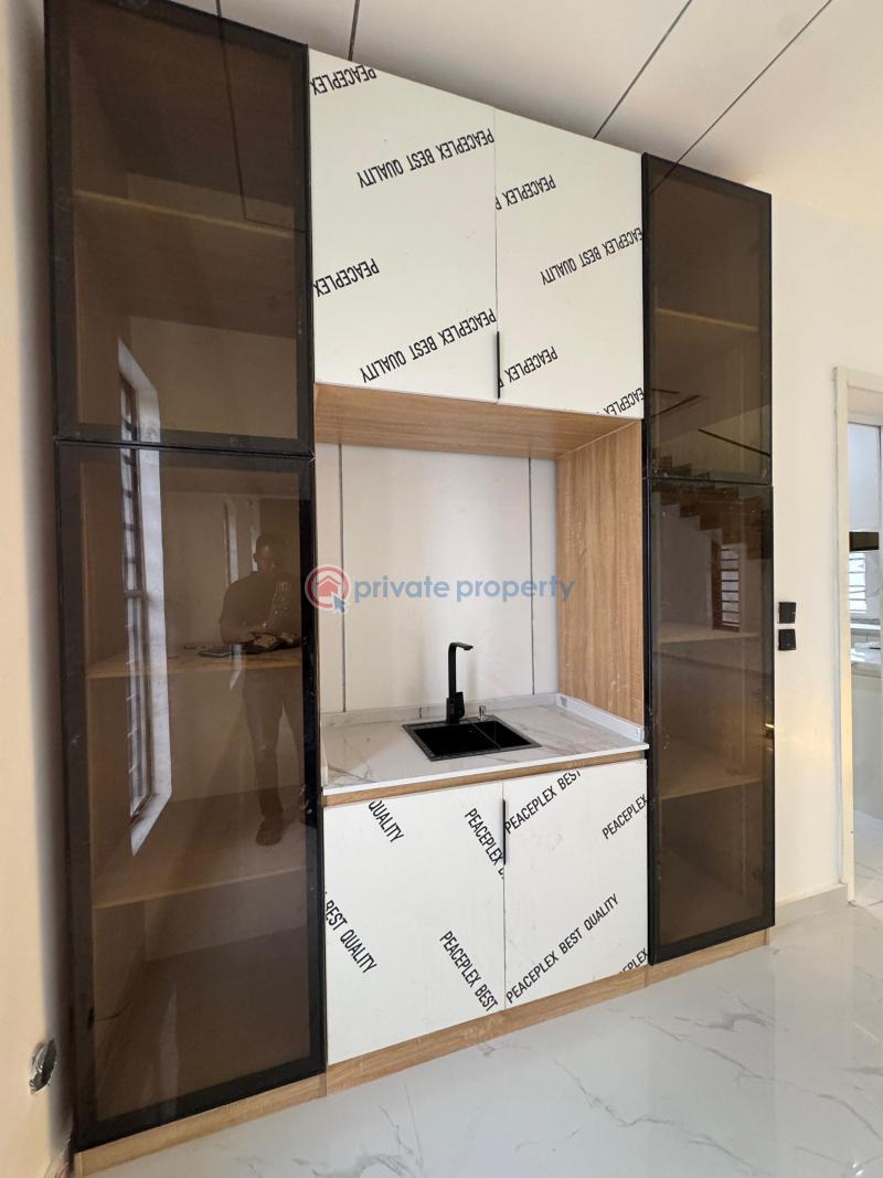 Tastefully and exquisite spacious duplex - 6 5 bedroom Duplex For Sale Ilaje Ajah Lagos - 6