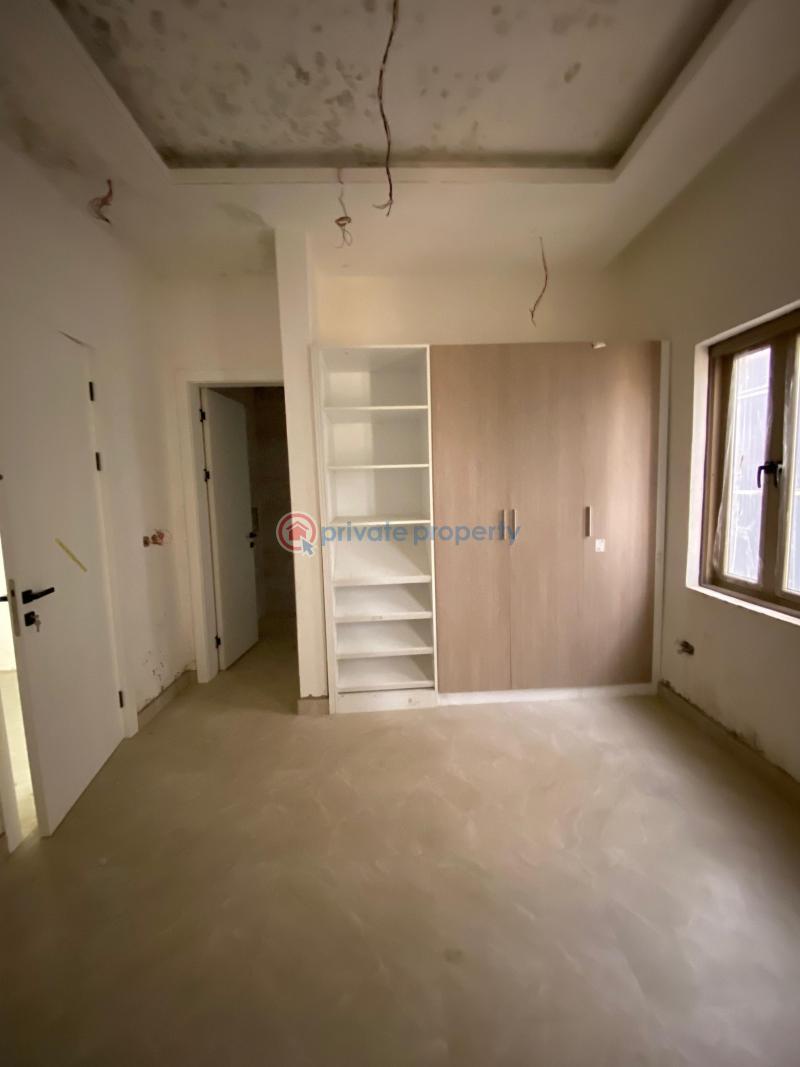 Tastefully and luxuriously built 5 bedroom townhouse with elevator - 5 5 bedroom House For Sale Banana Island Ikoyi Lagos - 5