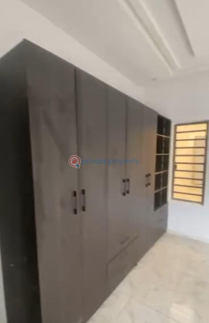 4 bedroom Detached Duplex For Sale Gbagada Lagos - 8