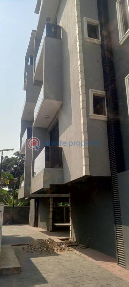 3 bedroom Block Of Flats For Rent Shonibare Estate Maryland Lagos