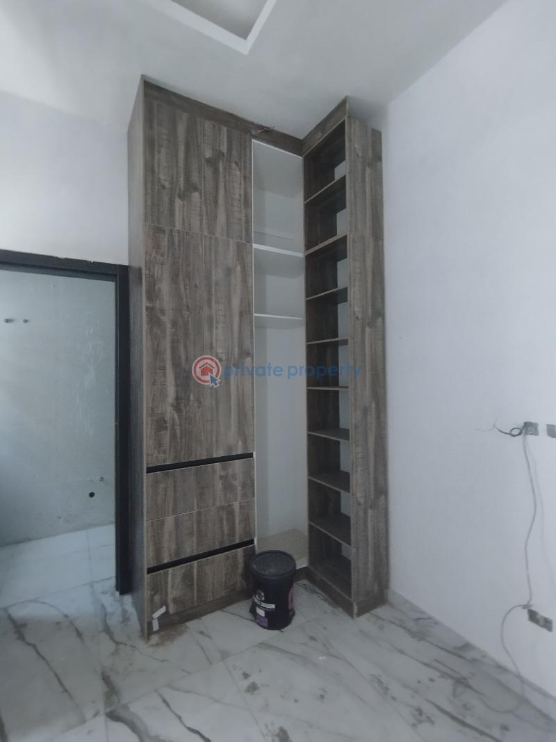 5 bedroom Detached Duplex For Sale Estate Osapa London Lekki Lagos - 17