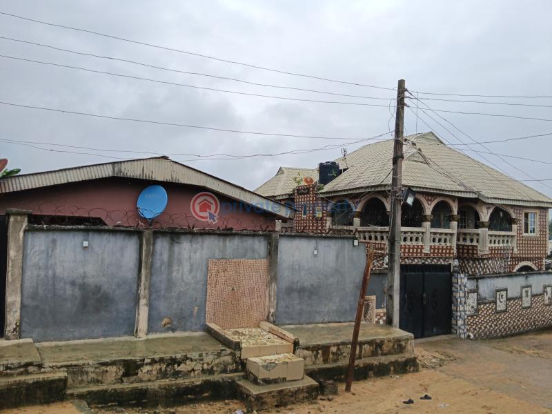 6 bedroom Duplex For Sale Iyan Era Ojo Lagos - 4
