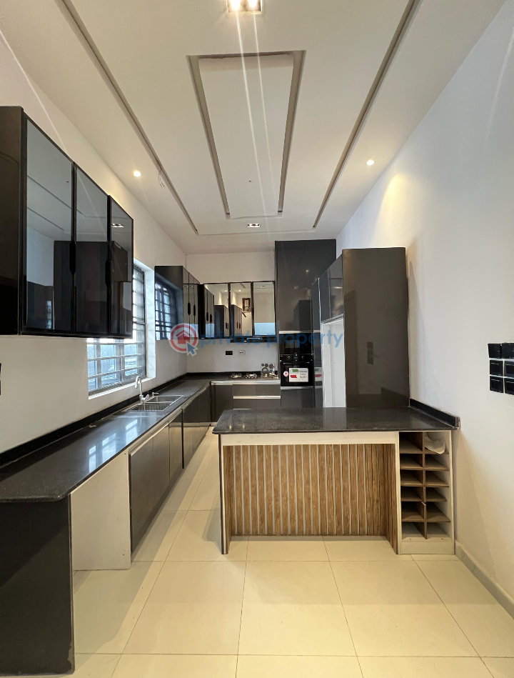 4 bedroom Detached Duplex For Sale Located At Ologolo, Ologolo Lekki Lagos - 4