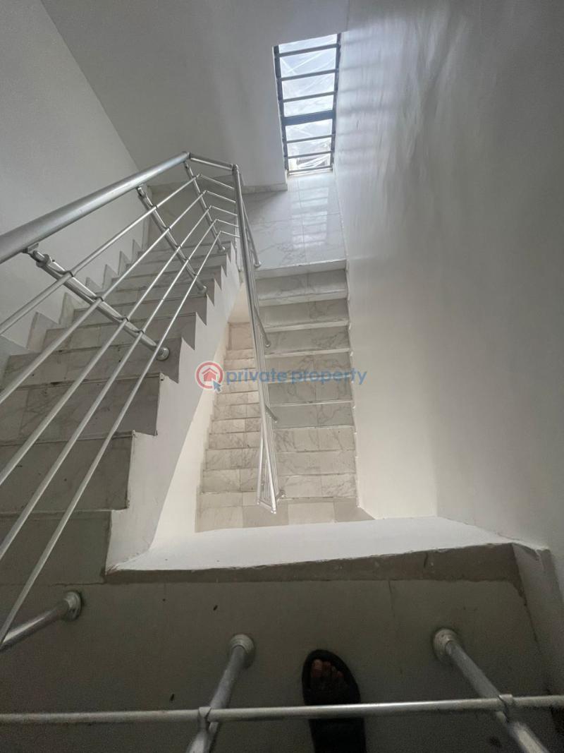 4 bedroom Duplex For Sale Magodo Gra Phase 2 Ikeja Lagos - 4
