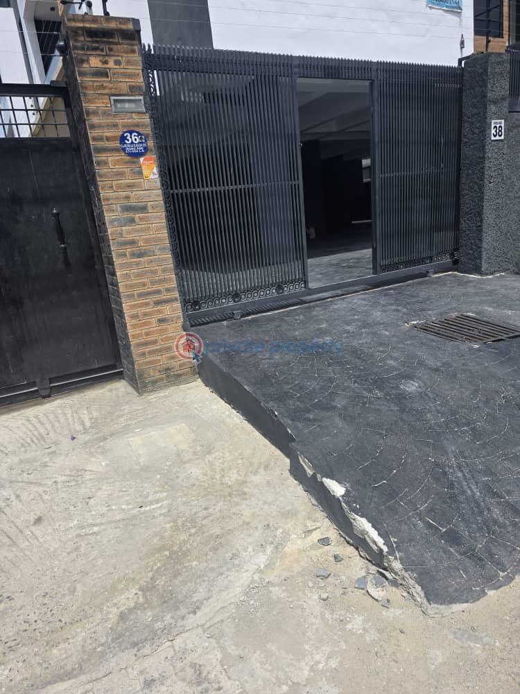 2 bedroom Block Of Flats For Rent Ilasan Lekki Lagos - 2