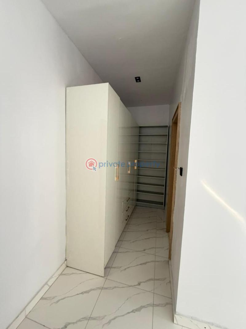 4 bedroom Semi detached Duplex For Sale Ologolo Lekki Lagos - 3